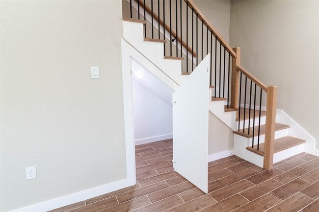 Building Photo - 3555 Noah St