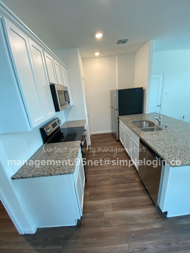 Foto del edificio - 1022 Rosewood St