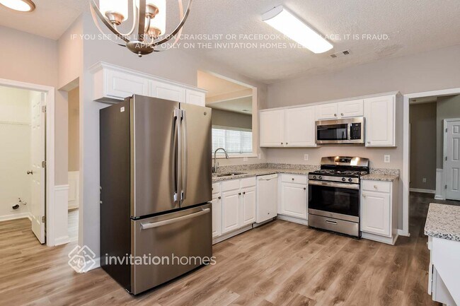 Foto del edificio - 2206 Sprucewood Dr NW
