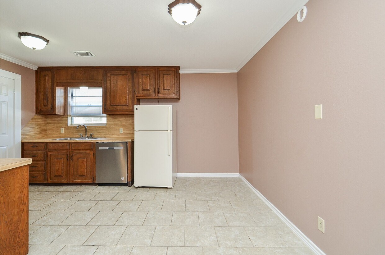 Primary Photo - 3011 Orange St