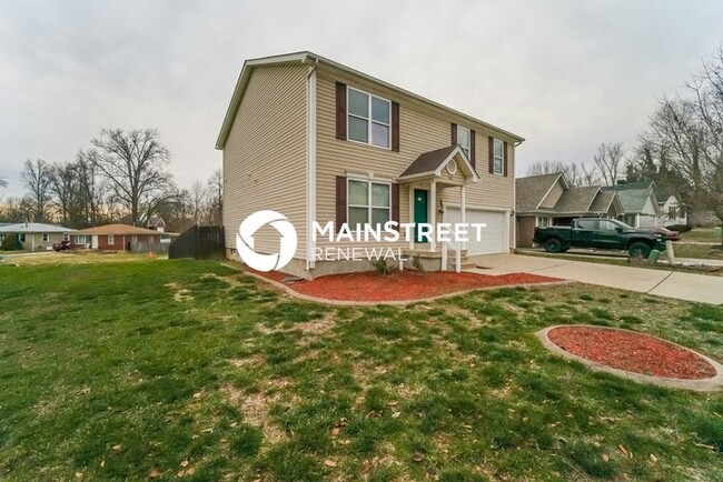 Building Photo - 4 Bedroom Pet-Friendly Home in Louisville, KY with Main Street Renewal