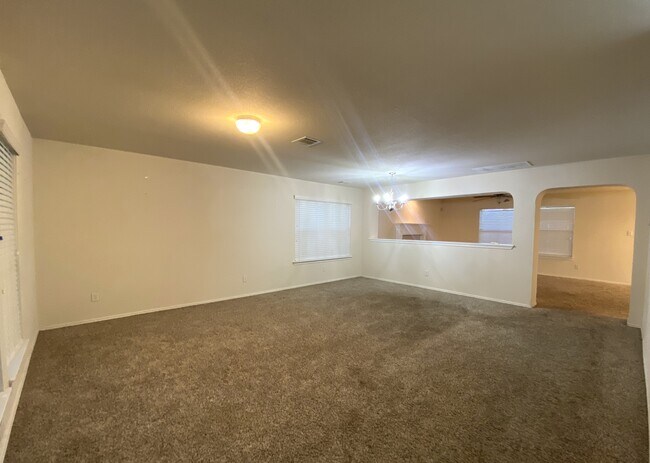 Foto del edificio - 6501 Bridgewood Dr