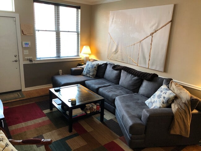 Foto del edificio - 3014 W Stiles St