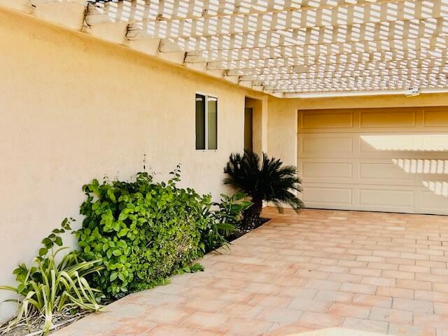 Foto del edificio - 73410 Royal Palm Dr