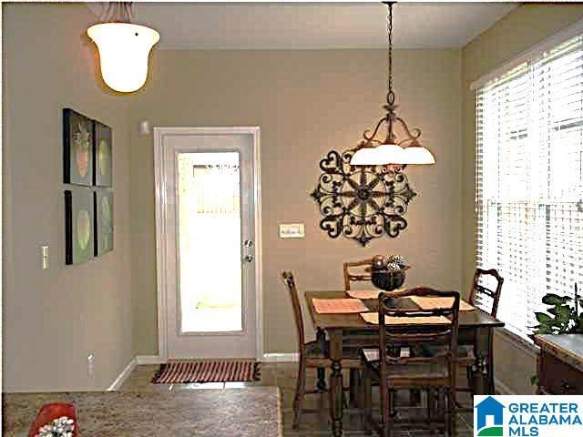 Foto del edificio - 2420 Abbeyglen Pl
