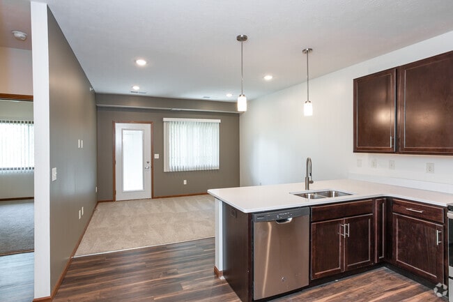 1BR, 1BA - 700 SF - Wilderness Brook Apartments