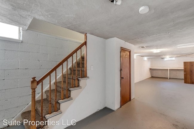 Building Photo - 14836 Rutherford St
