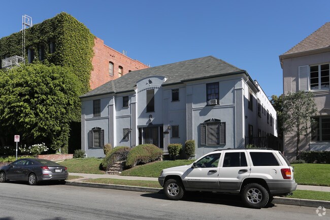 Building Photo - 642 S Burnside Ave