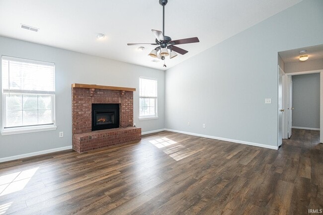 Building Photo - 635 S Fieldstone Blvd