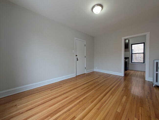 Foto del edificio - 2706 N Spaulding Ave