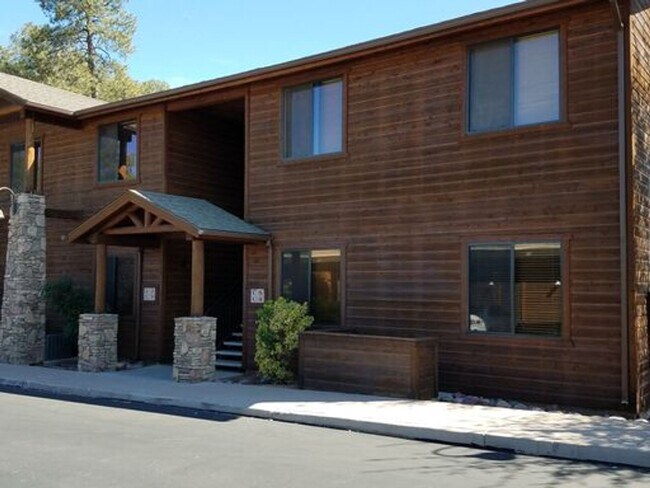 Building Photo - D2 is Rare Ground Level 2 bed / 2 bath