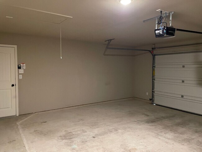 Foto del edificio - **NO PETS*** | Beautiful Single-Story 4 BR, 2.5 Bath | Covered Patio | Close to Fort Cavazos