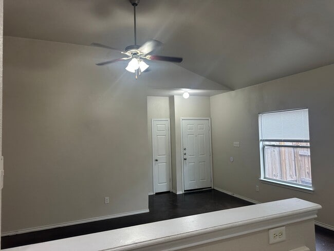 Building Photo - 5731 Golf Heights