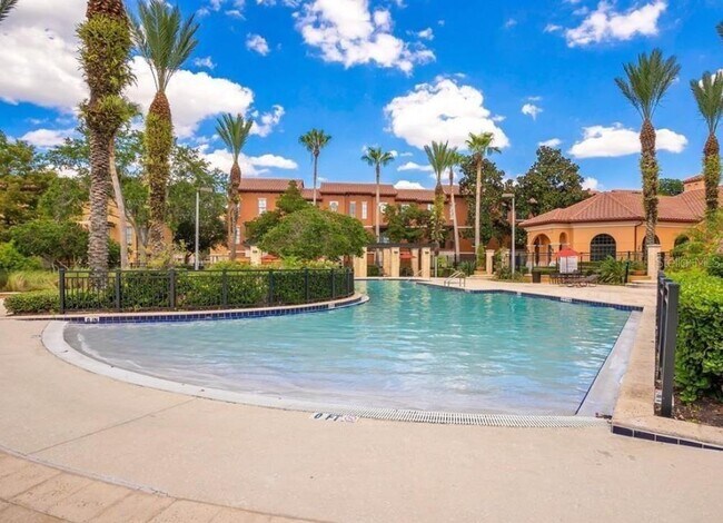 Foto del edificio - 6153 Metrowest Blvd