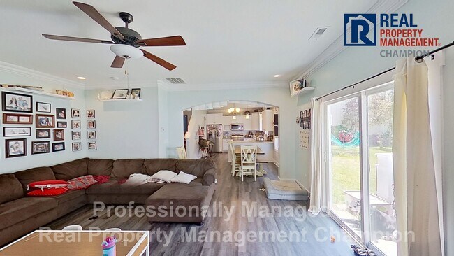 Foto del edificio - Spacious 3 BD/2.5 BA + Bonus Room | Community Boat Ramp & Dock Access