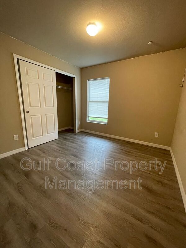 Foto del edificio - 12755 Buffing Rd