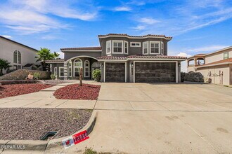 Building Photo - 13566 Emerald Coast Ln