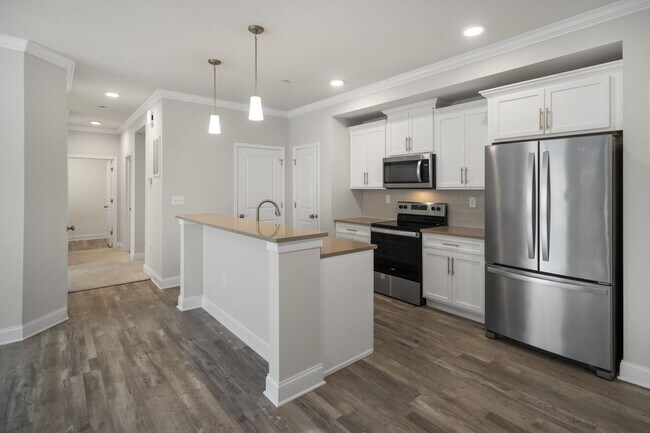Foto del edificio - 207 W Creek Ln