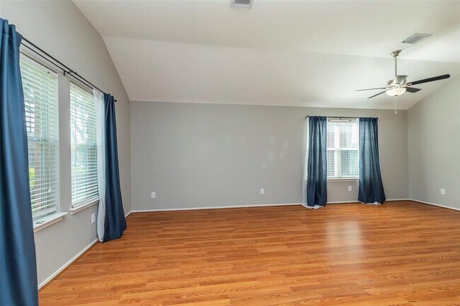 Building Photo - 219 Brazos Gardens Dr