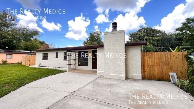 Building Photo - 15 E Nightingale St