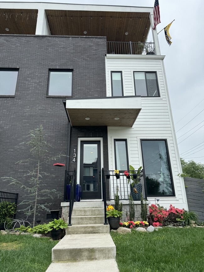 Foto del edificio - 134 Marshall Ct