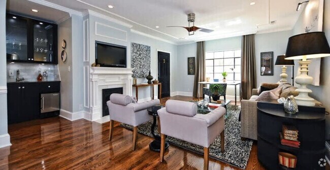 Building Photo - 600 Hermitage Ct