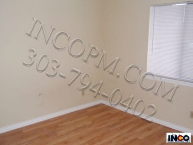 Building Photo - Lovely 2 bedroom near Riverpoint shopping!!