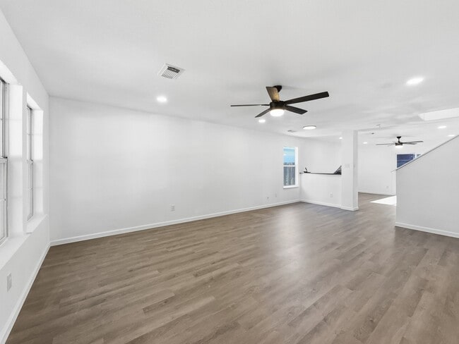 Foto del edificio - 4907 Fox Mill Ln