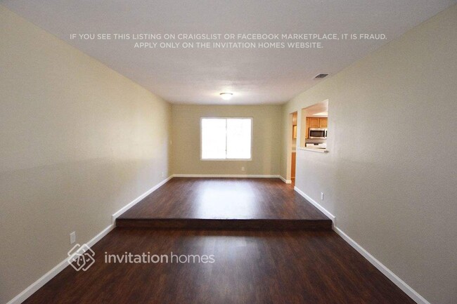 Building Photo - 143 Lexington Ct