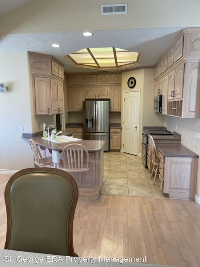 Foto del edificio - 3 br, 2 bath House - 1610 W 100 N #35