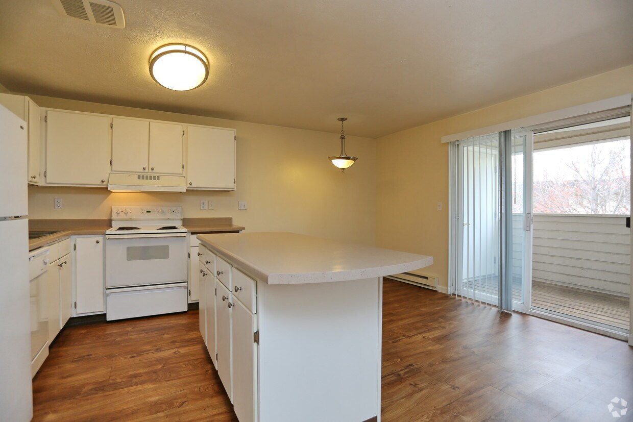 Aspen Apartments in Spokane Valley, WA