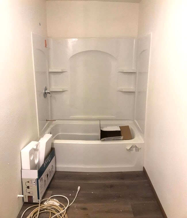 Bathroom - 310 W Adams St