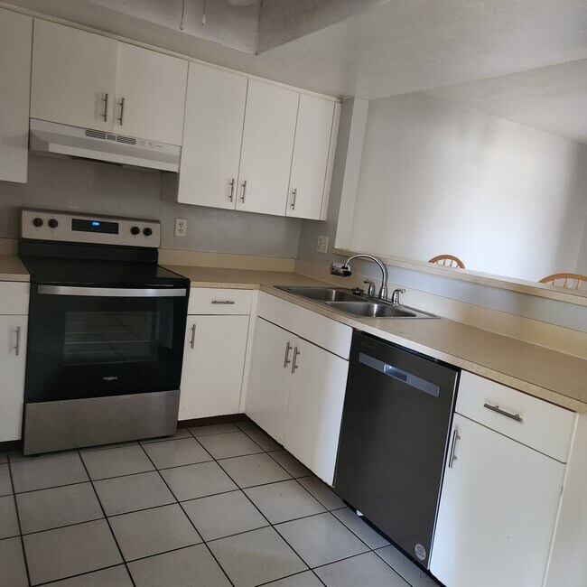 Foto del edificio - 611 SW 3rd Ter