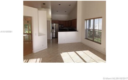 Building Photo - 571 Carrington Ln