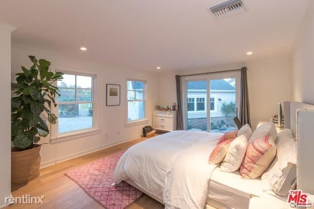 Foto del edificio - 3 br, 2 bath House - 6447 Surfside Way
