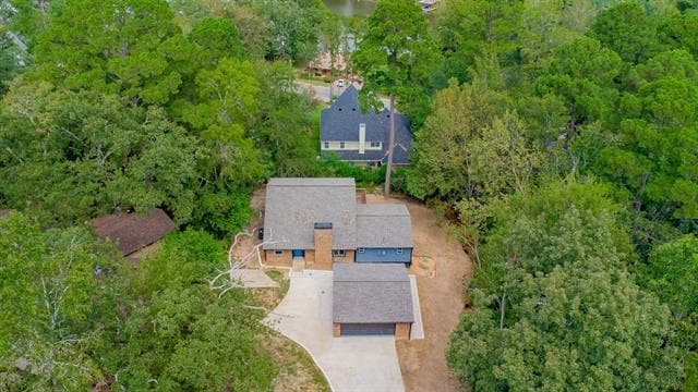 Building Photo - 309 Rosewood Dr