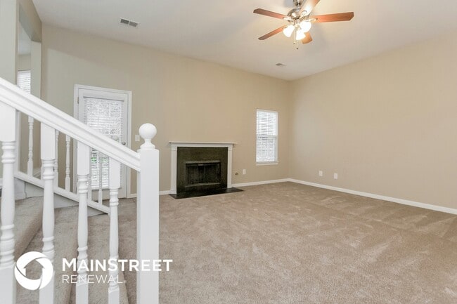 Building Photo - 3130 Lower Creek Dr