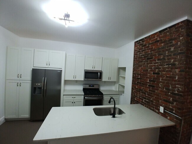 Building Photo - 98 Beltzhoover Ave