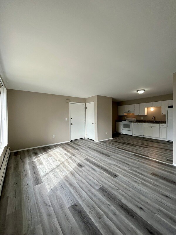 Foto del edificio - 18642 Van Horn Rd