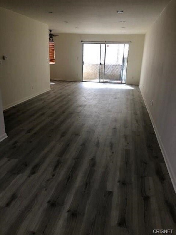 Building Photo - 5412 Lindley Ave