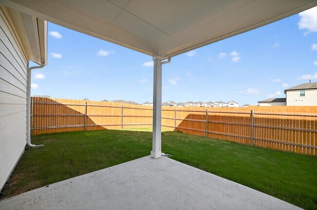 Foto del edificio - 5900 Swedish Farms Ter