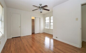 Building Photo - 108 W Mink St