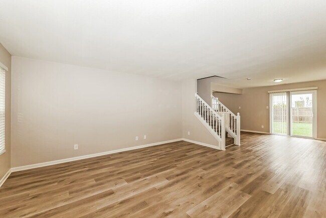 Foto del edificio - 8024 Gathering Ln