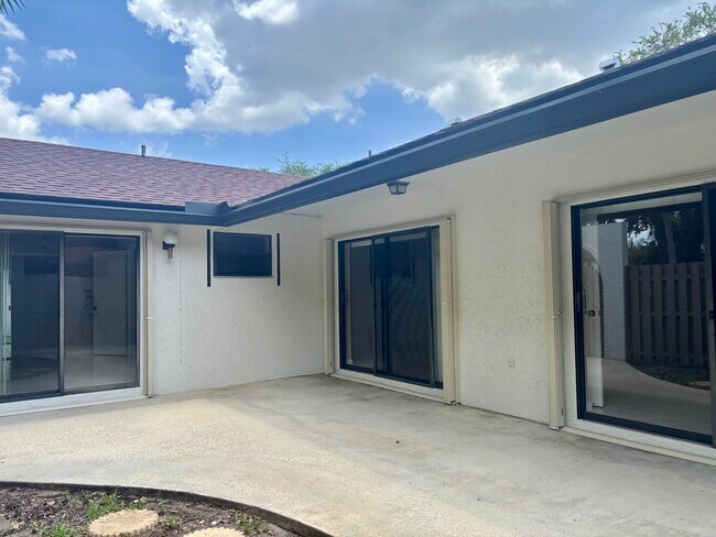 Foto del edificio - 23343 SW 54th Way