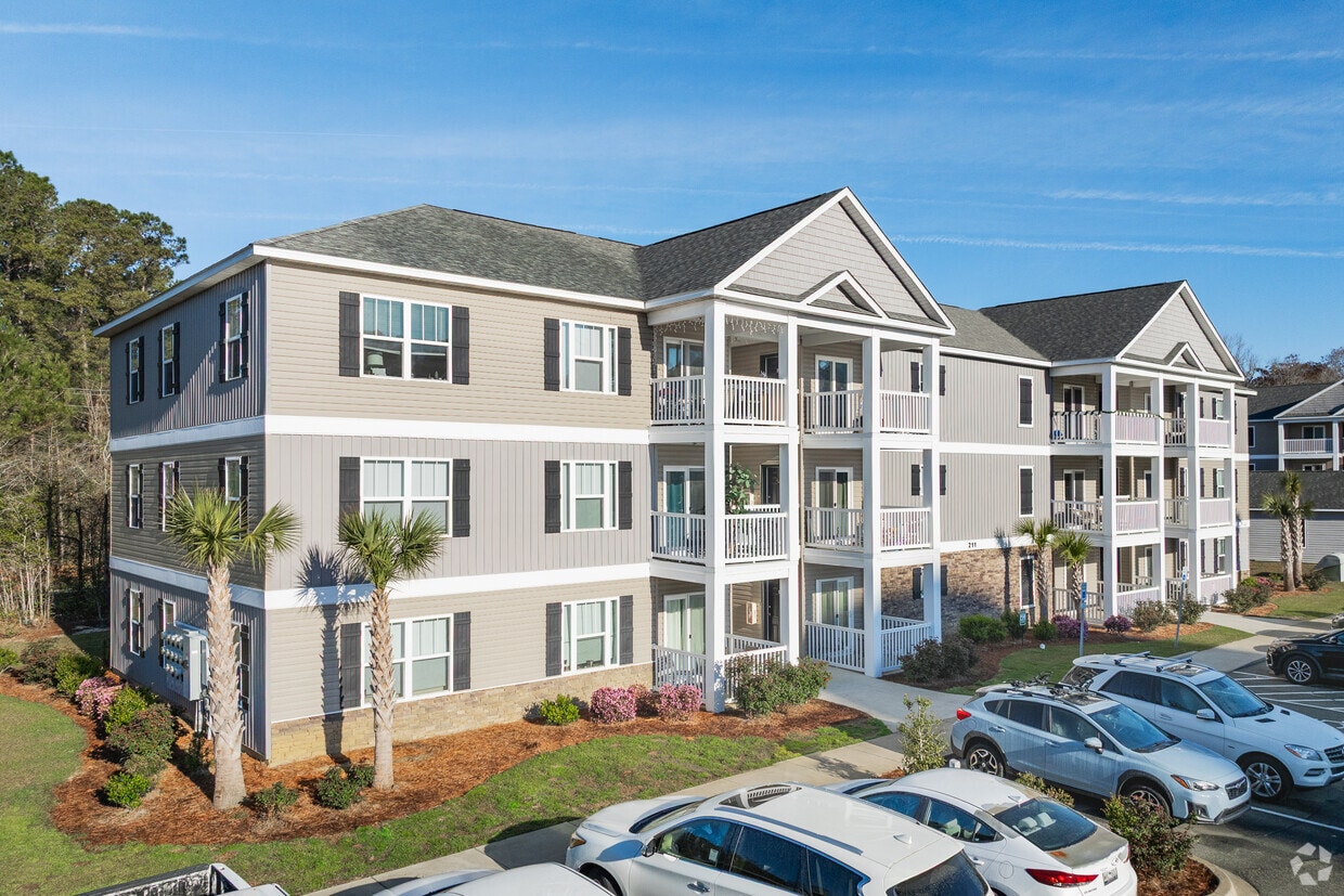 Primary Photo - Sandridge Living