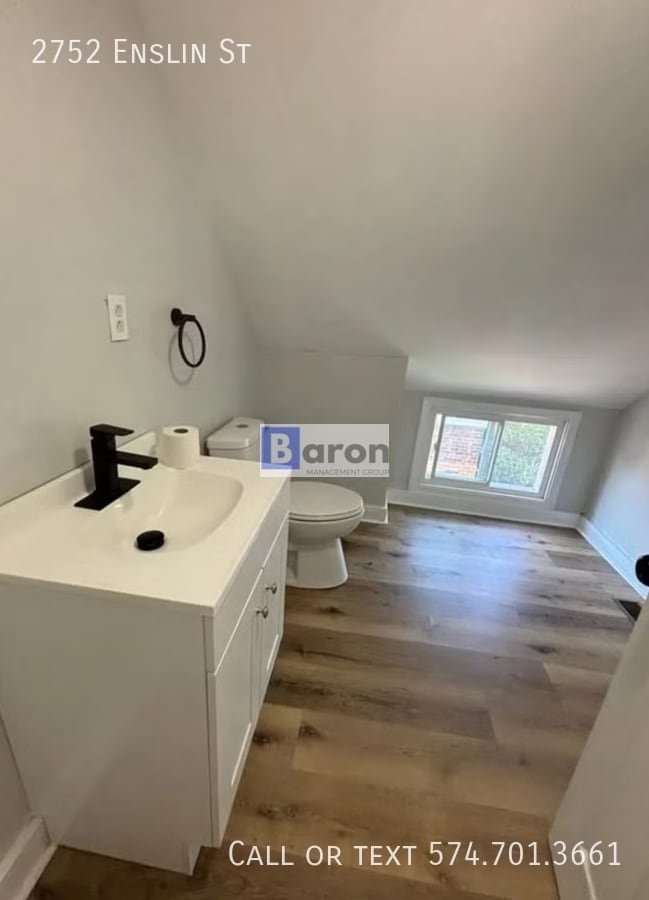 Photo - 2752 Enslin St House