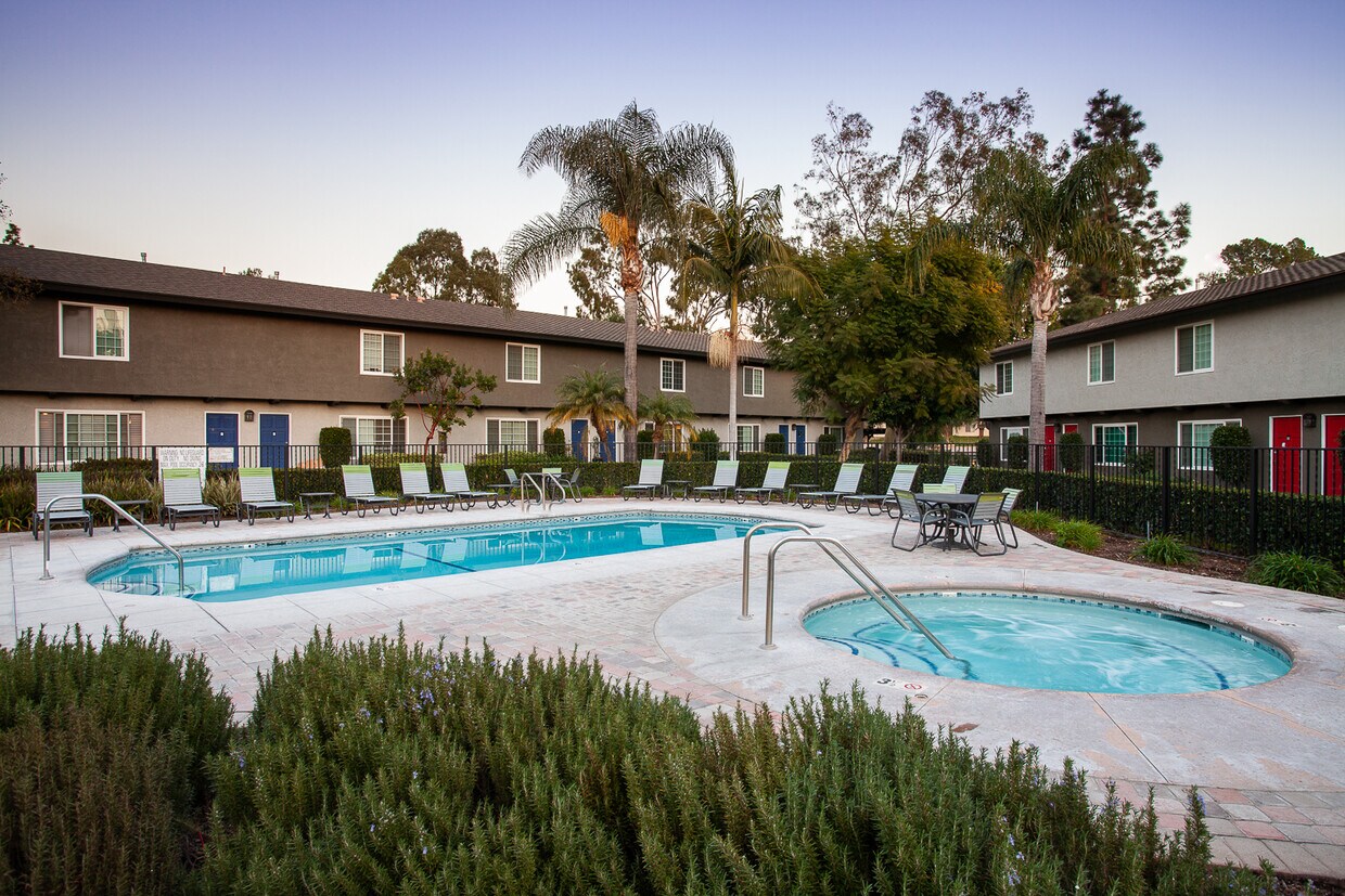 Yorba Linda Pines Apartments 18700 Yorba Linda Blvd Yorba Linda, CA