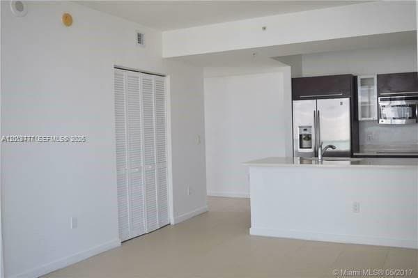 Foto del edificio - 333 NE 24th St