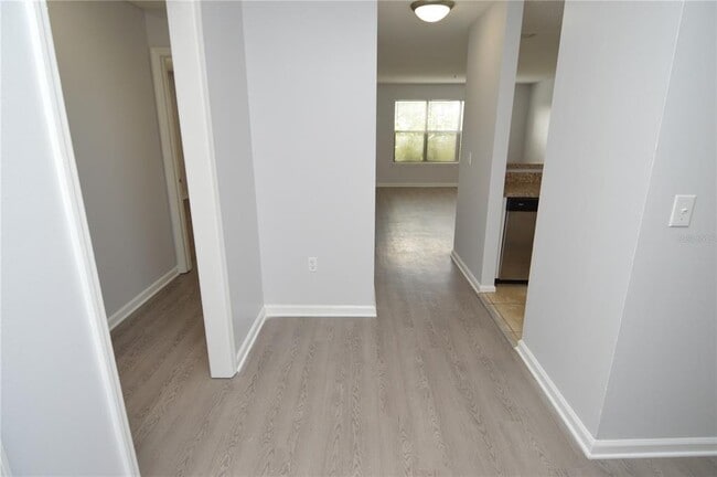 Foto del edificio - 11901 4th St N