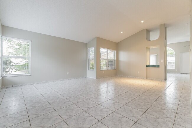 Building Photo - 8853 Parliament Ct